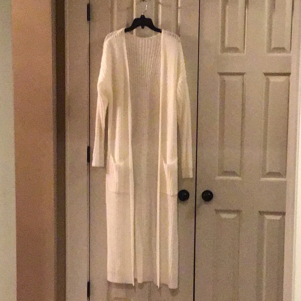 NEW- CABLE KNIT LONG DUSTER SWEATER- L